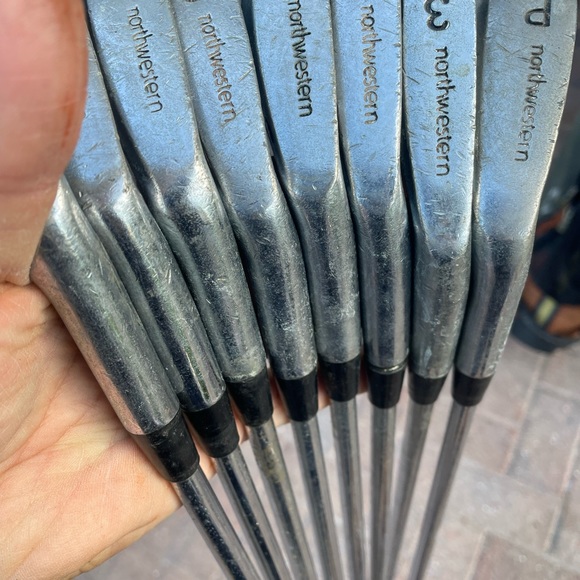 North Western Signature Edition Judy Rankin Iron Set In Right hand - Picture 9 of 10